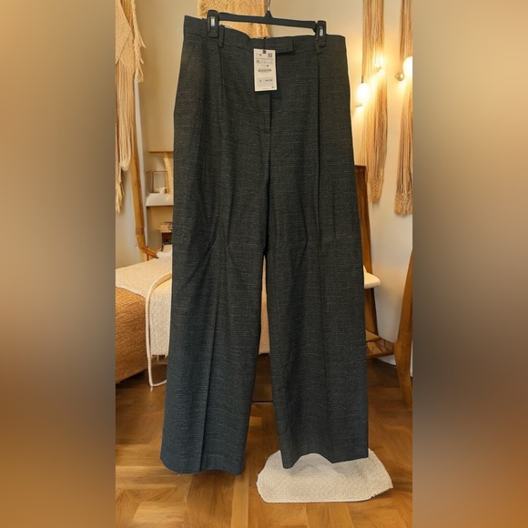 NWT - Zara XL wide leg, high waist women’s suit pants. - Picture 1 of 3